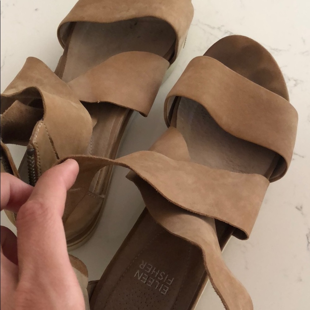 Eileen Fisher Sandels